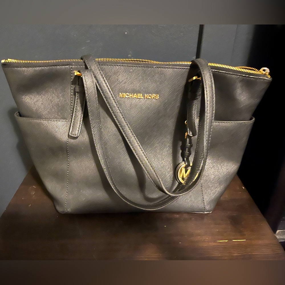 Charlotte Small Saffiano Leather Top-Zip Tote Bag